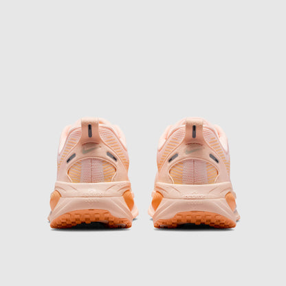 Nike Womens Vomero 18