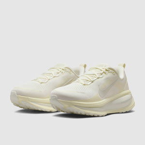 Nike Womens Vomero 18