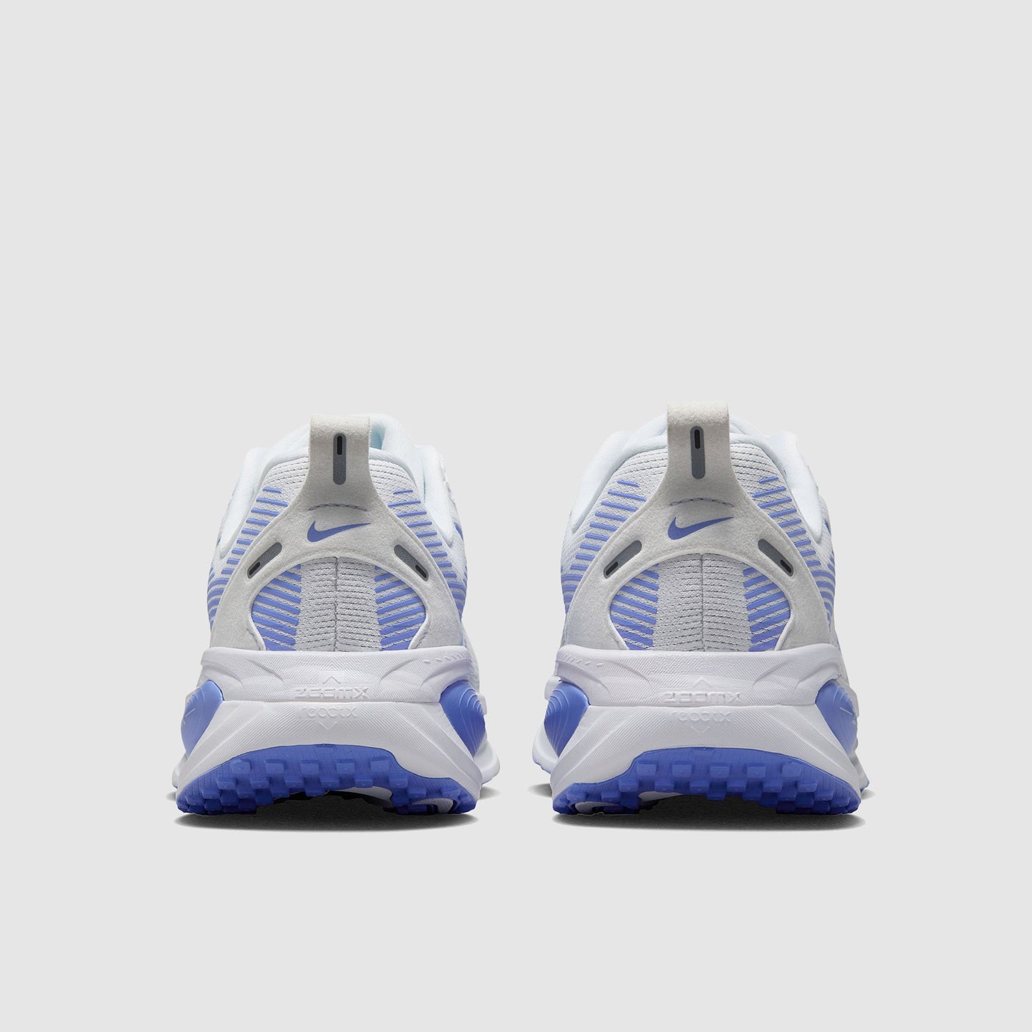 Nike Womens Vomero 18