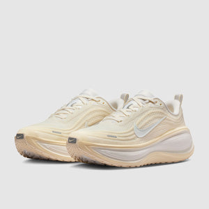 Nike Womens Vomero Plus
