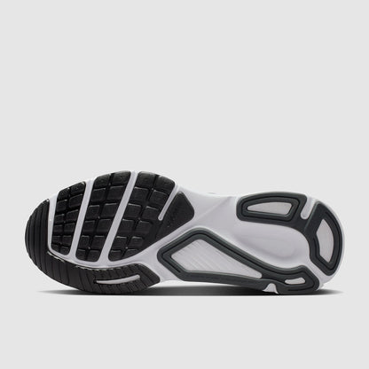 Nike Structure Plus