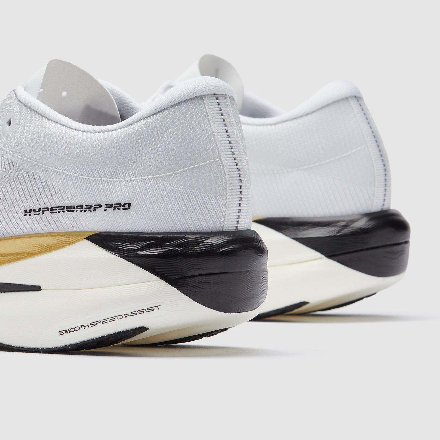 Mizuno Hyperwarp Pro