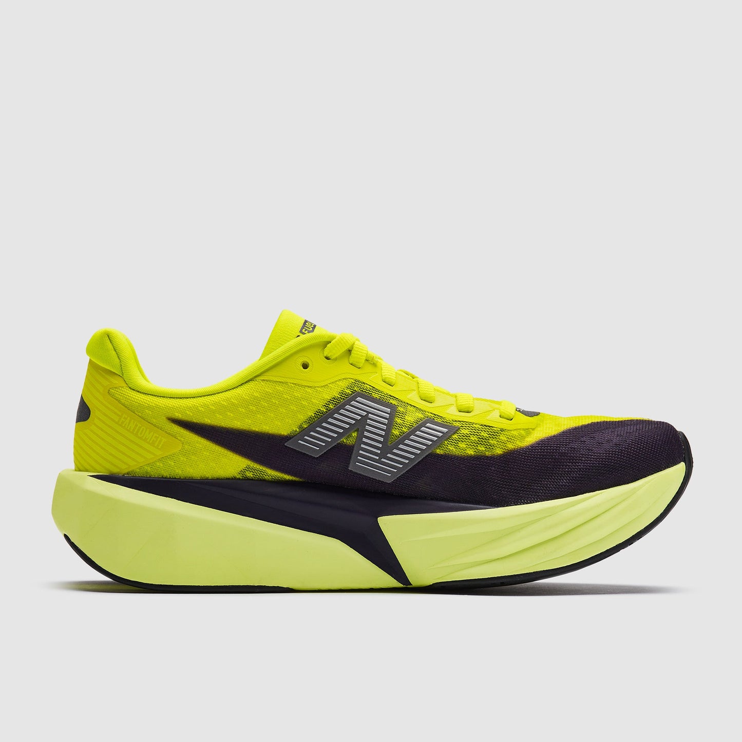 New Balance FuelCell Rebel v5