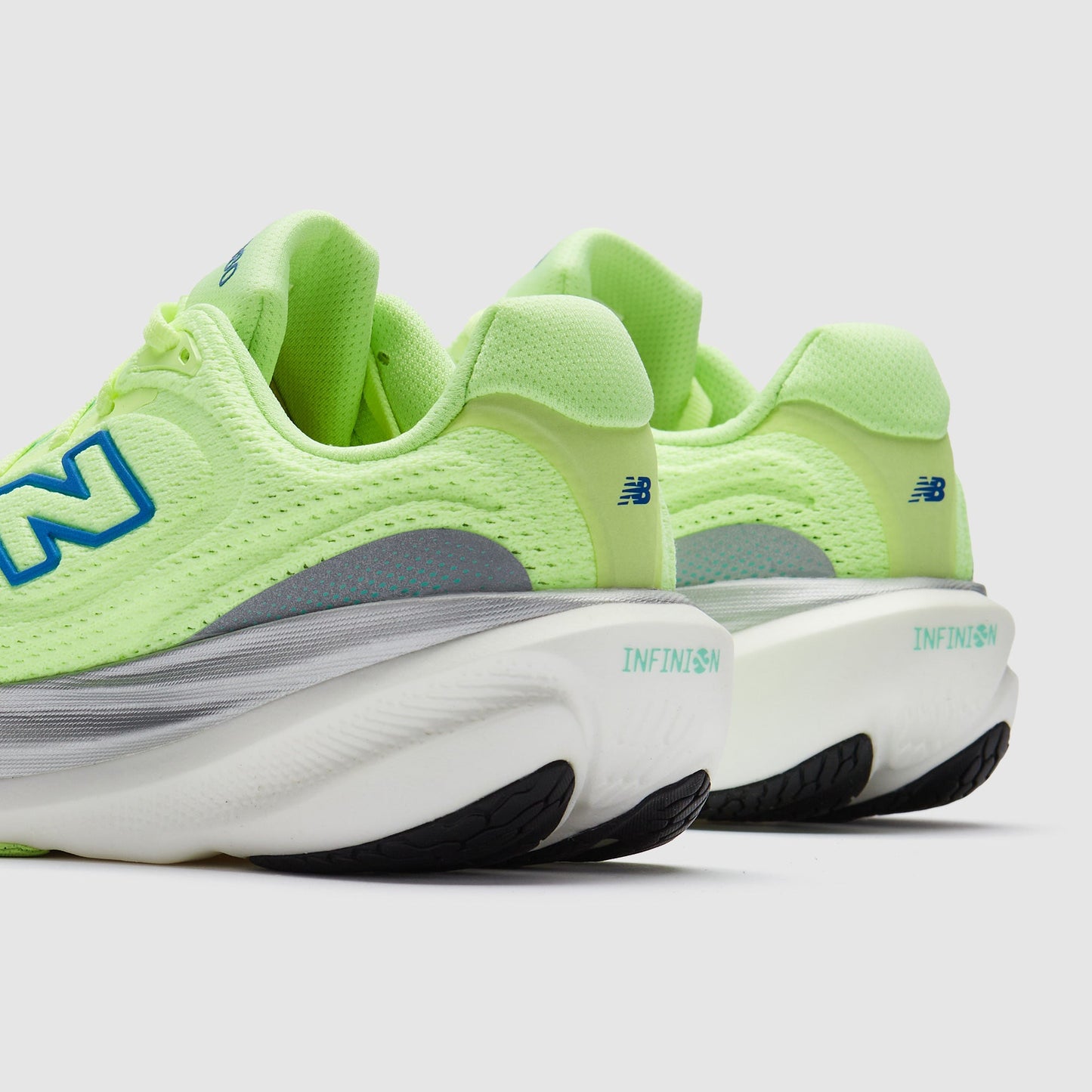 New Balance Womens 1080 v15