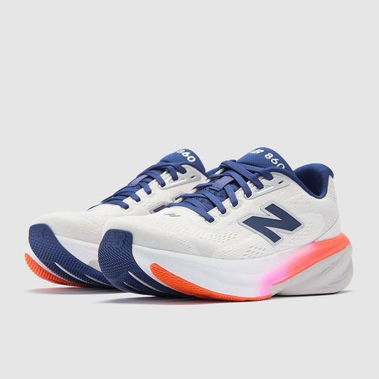 New Balance Womens 860 v15