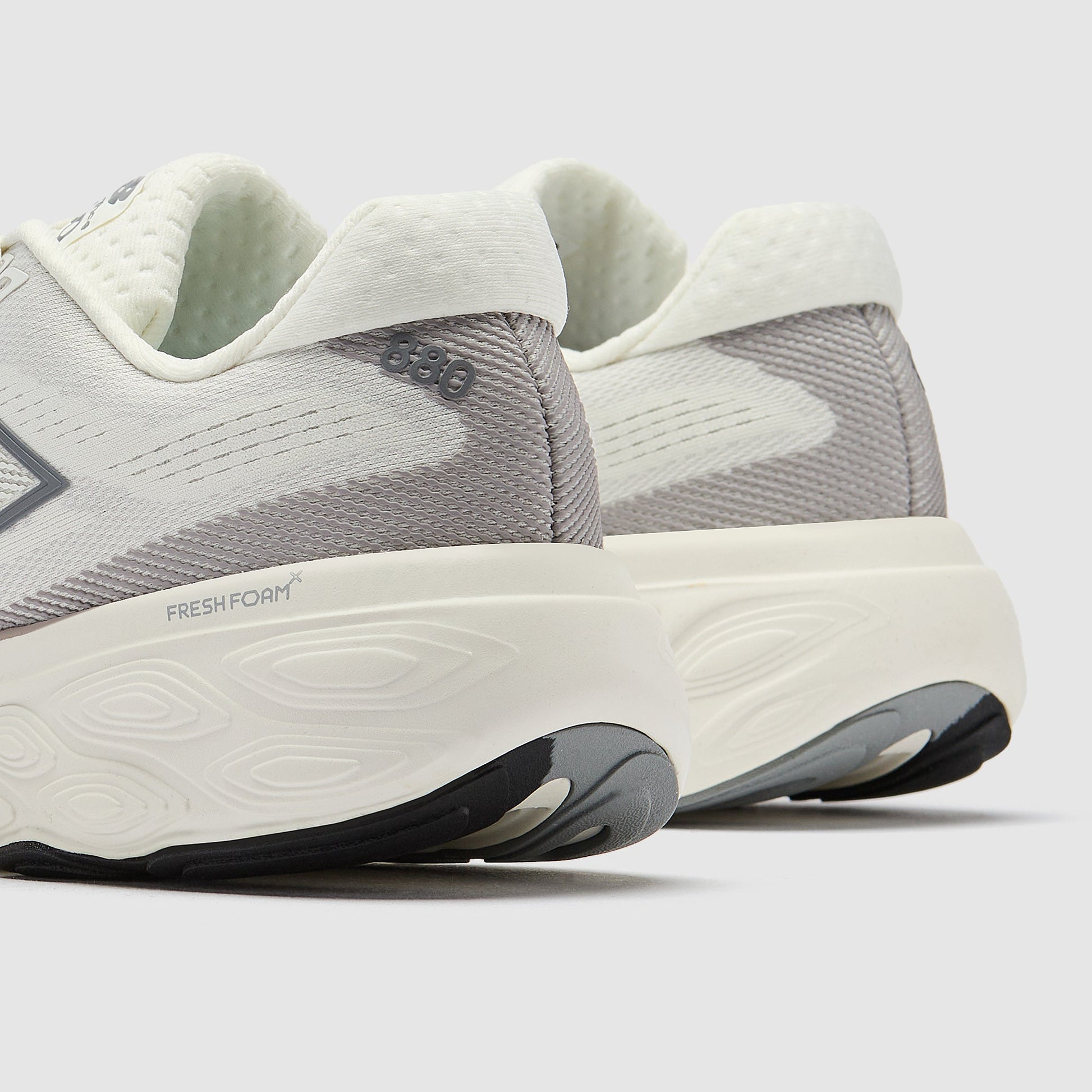 New Balance Womens 880 v15
