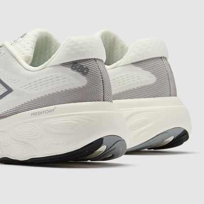 New Balance Womens 880 v15