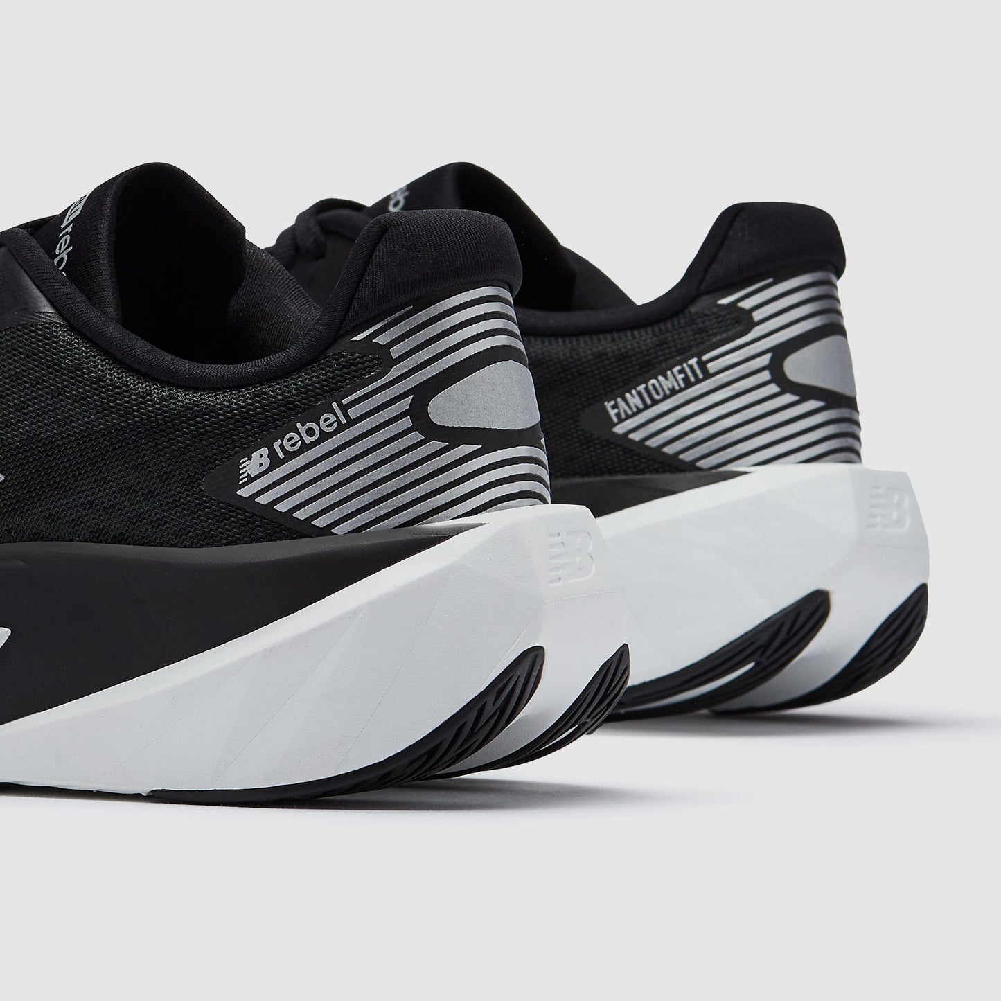 New Balance Womens FuelCell Rebel v5