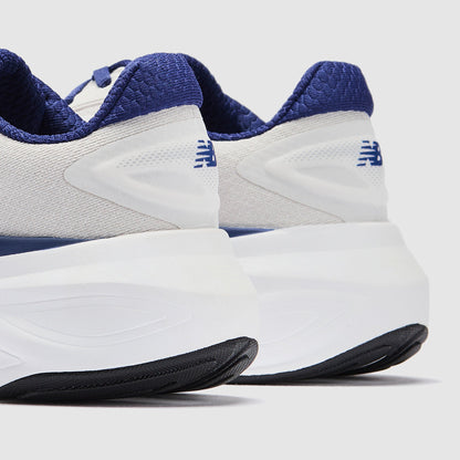 New Balance Womens Fresh Foam MORE v6