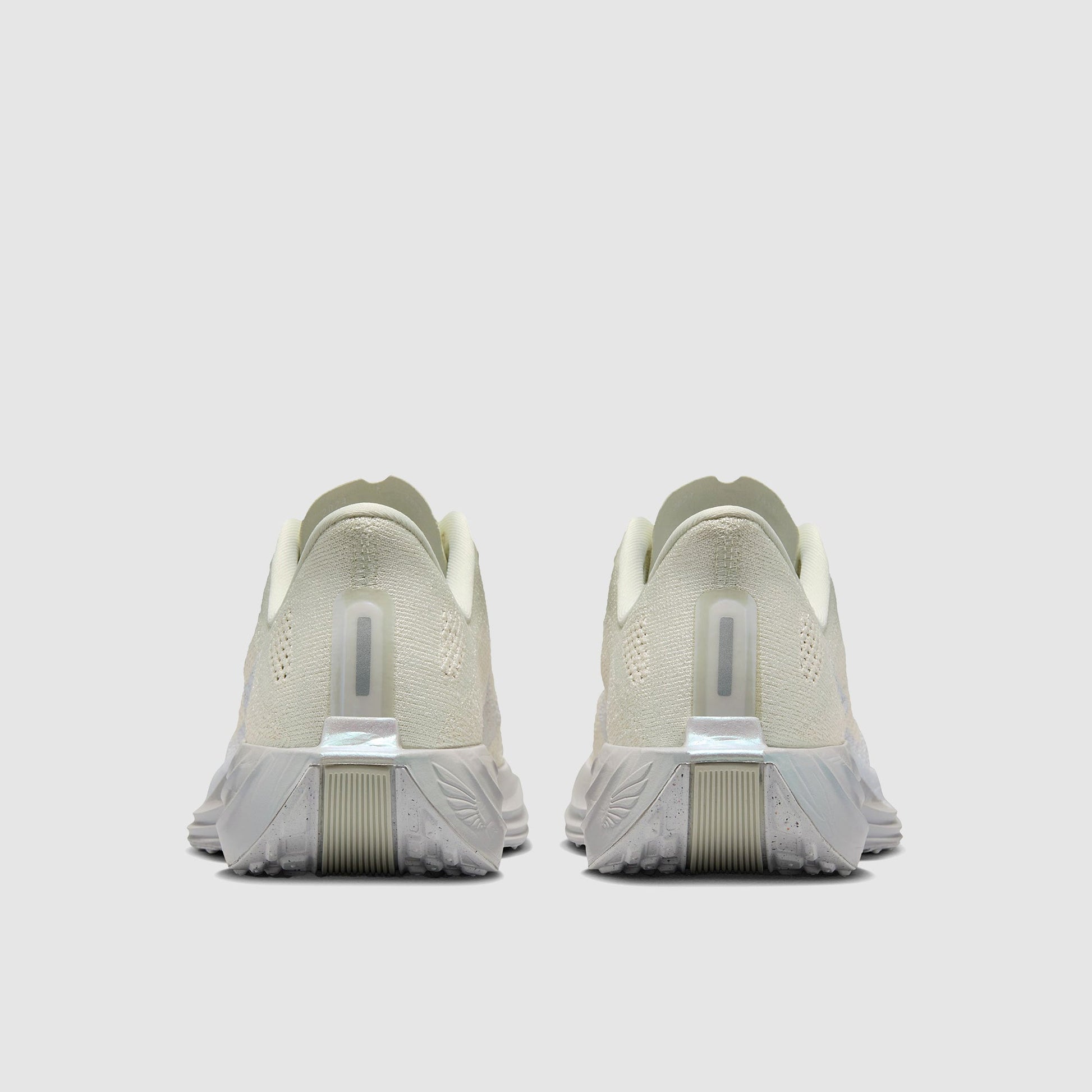 Nike Womens Pegasus Plus
