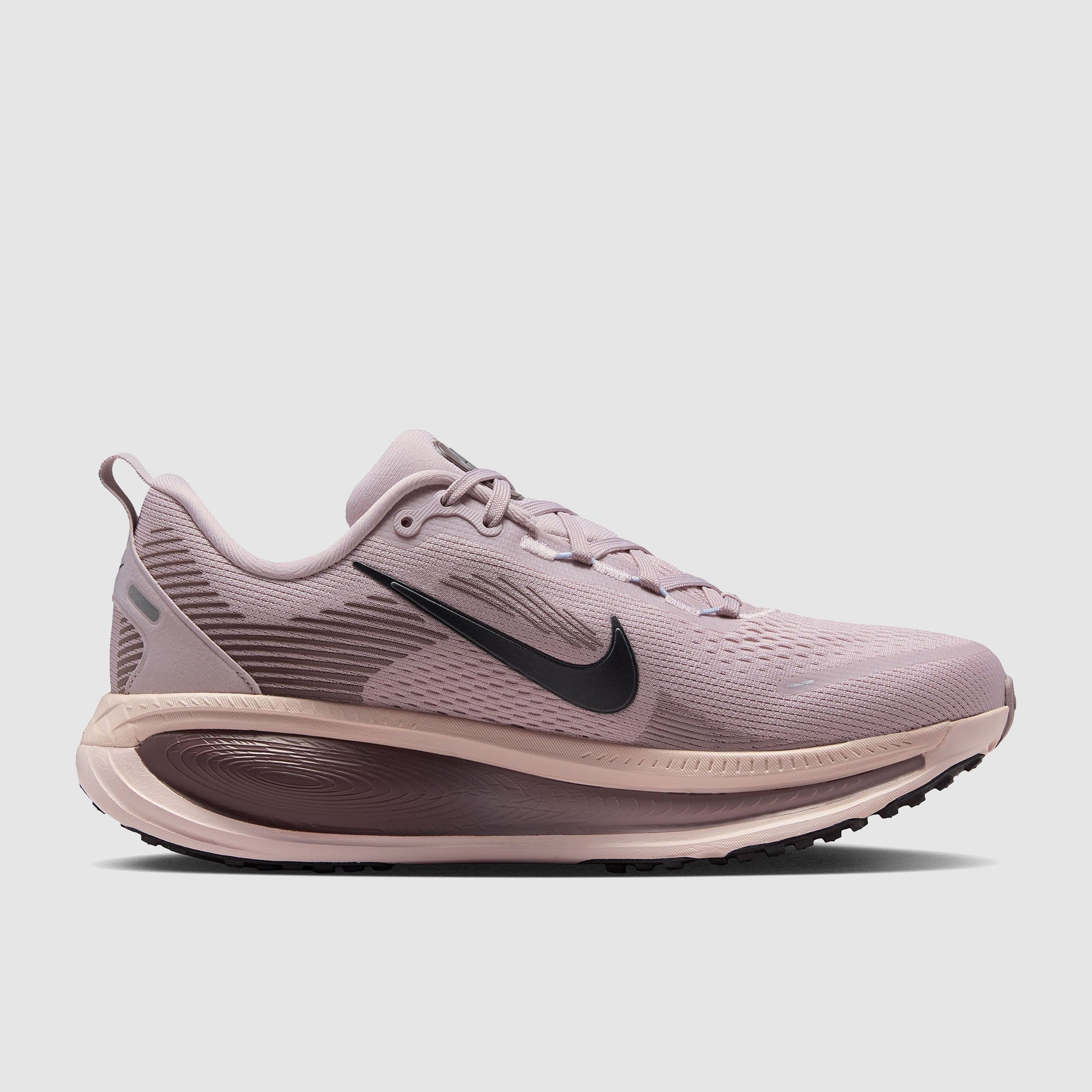 Nike Womens Vomero 18