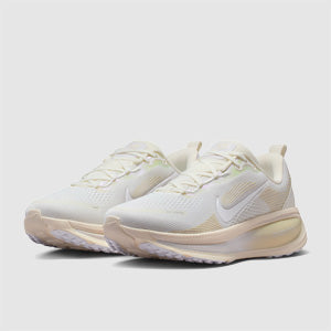 Nike Womens Vomero 18