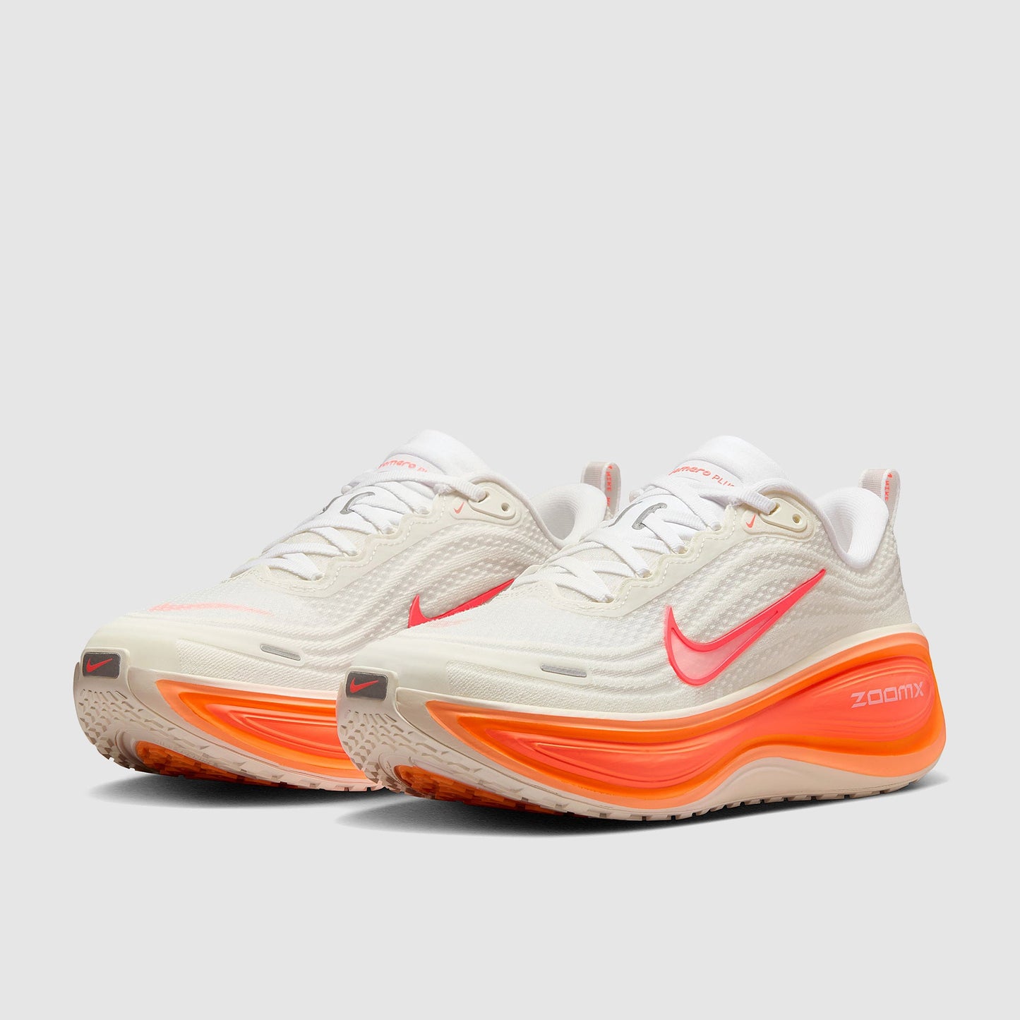Nike Womens Vomero Plus