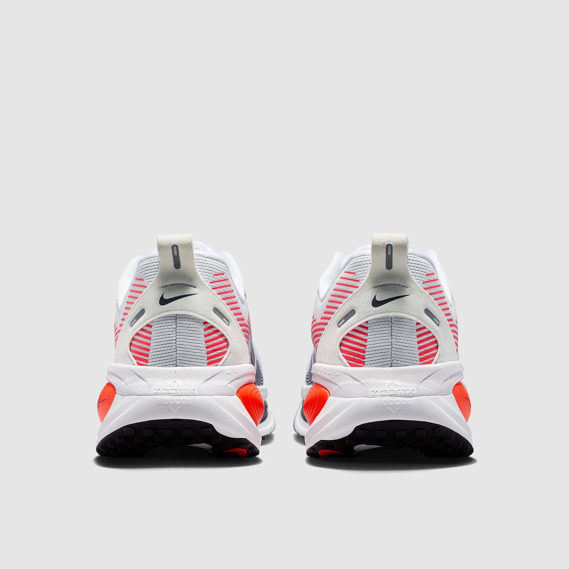 Nike Vomero 18