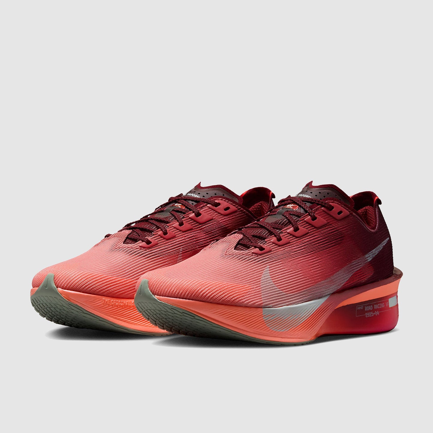 Nike Womens ZoomX Vaporfly Next% 4