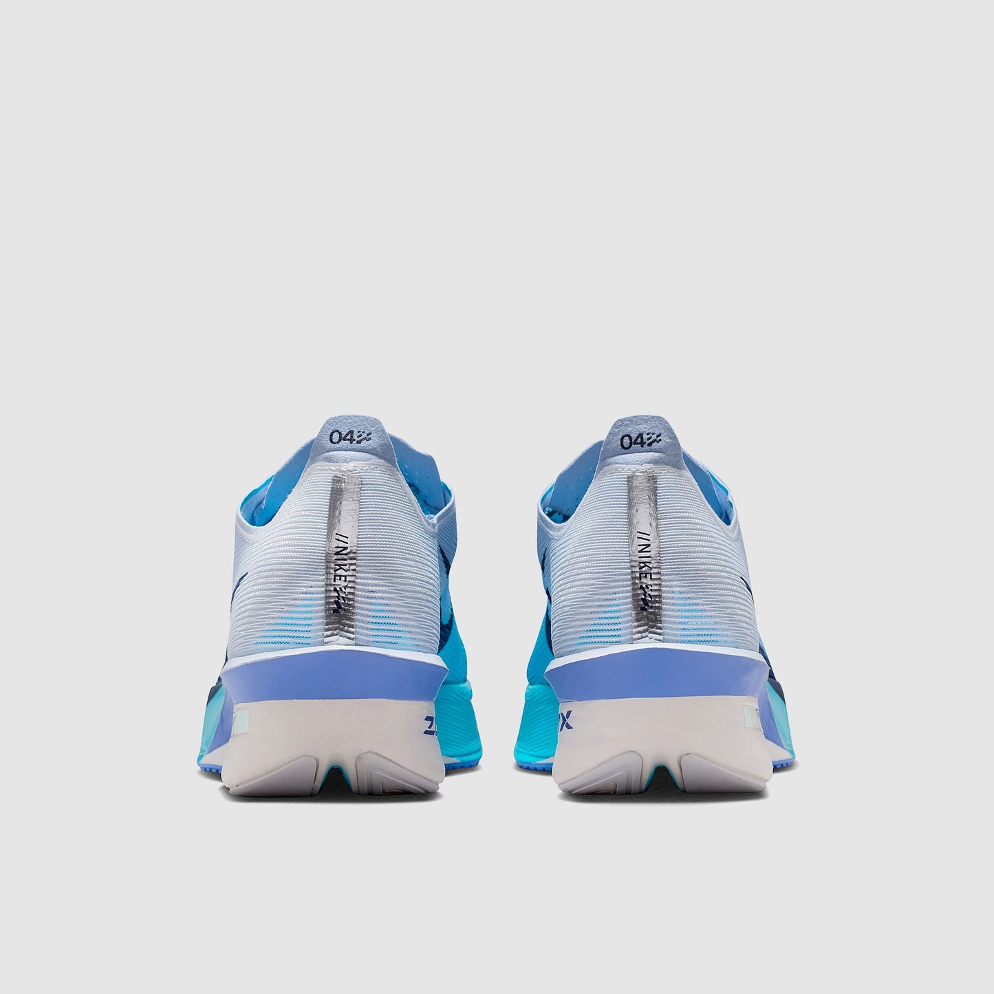 Nike Womens ZoomX Vaporfly Next% 4