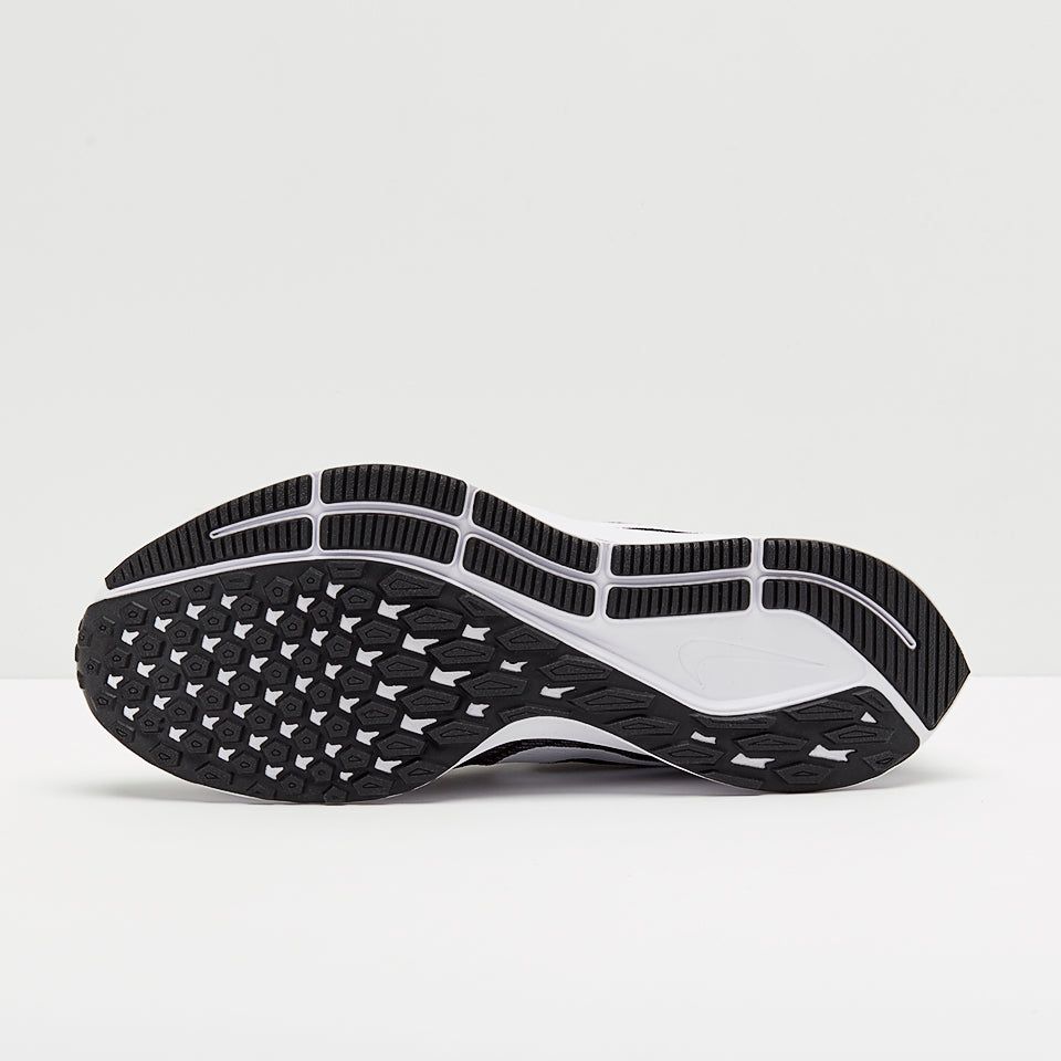 Nike Womens Pegasus 35