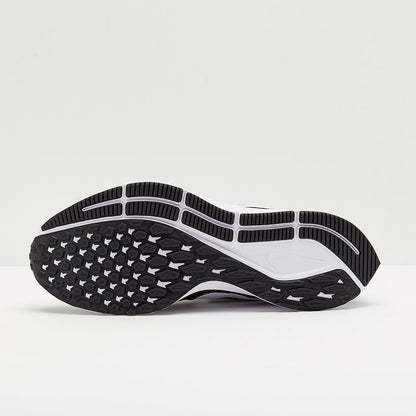 Nike Womens Pegasus 35