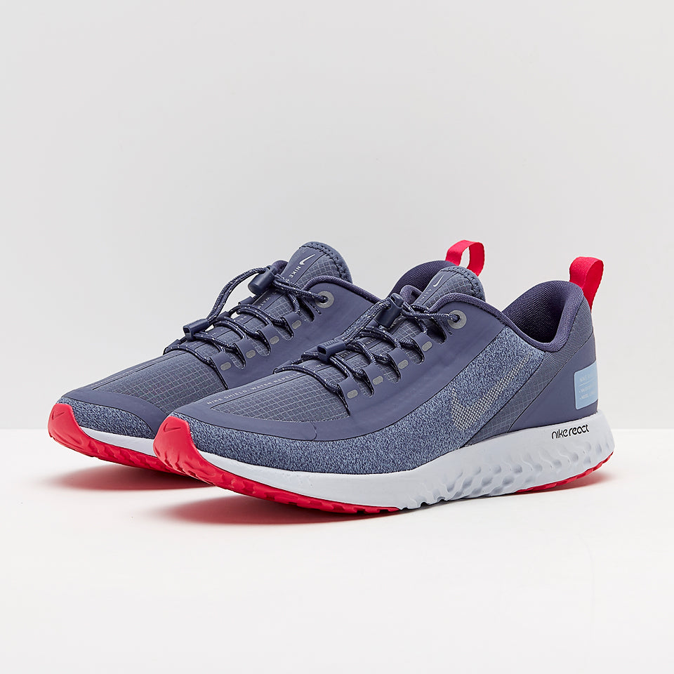 Nike Girls Legend Shield