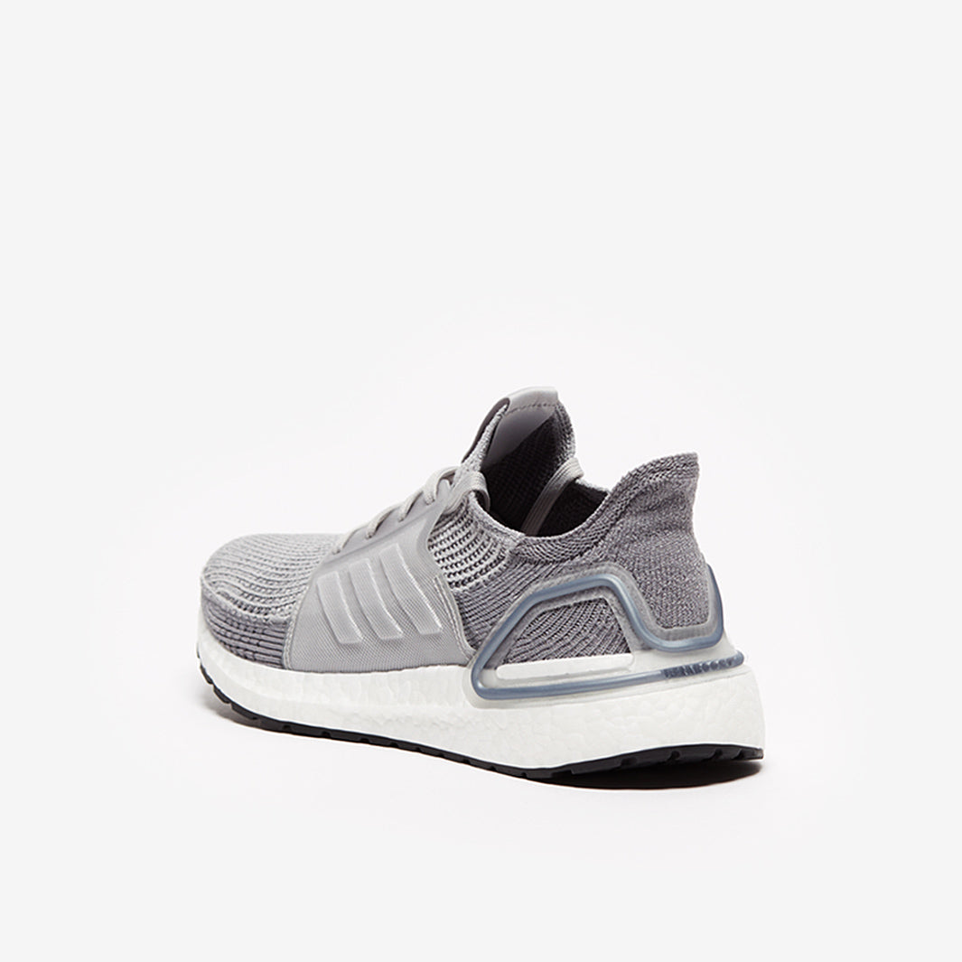 adidas Ultraboost 19