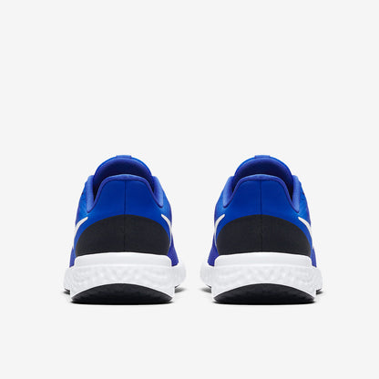 Nike Boys Revolution 5