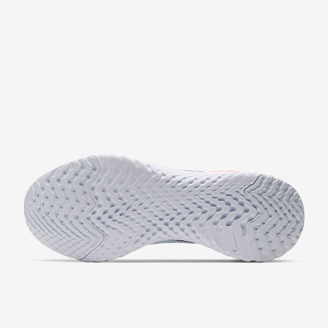 Nike Womens Phantom FK