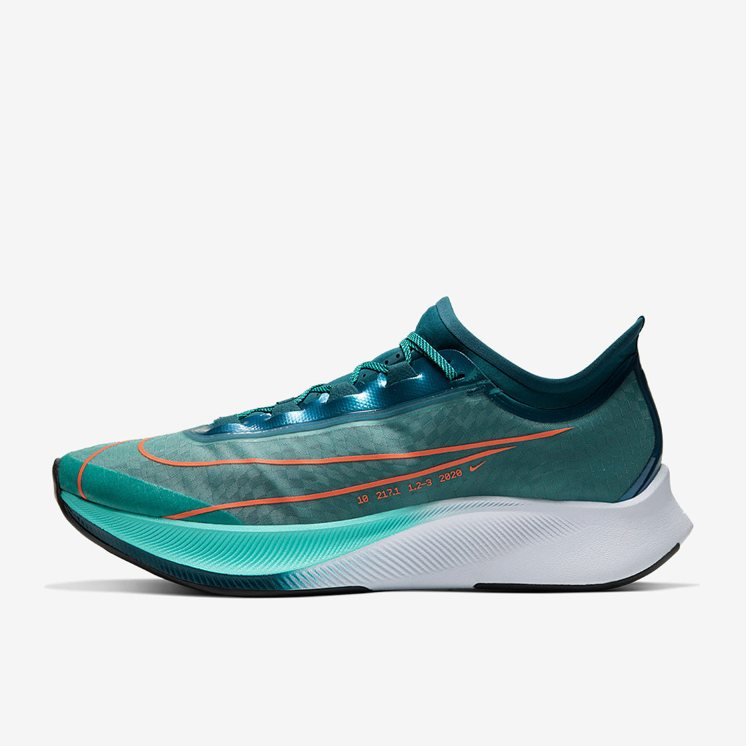 Nike Zoom Fly 3