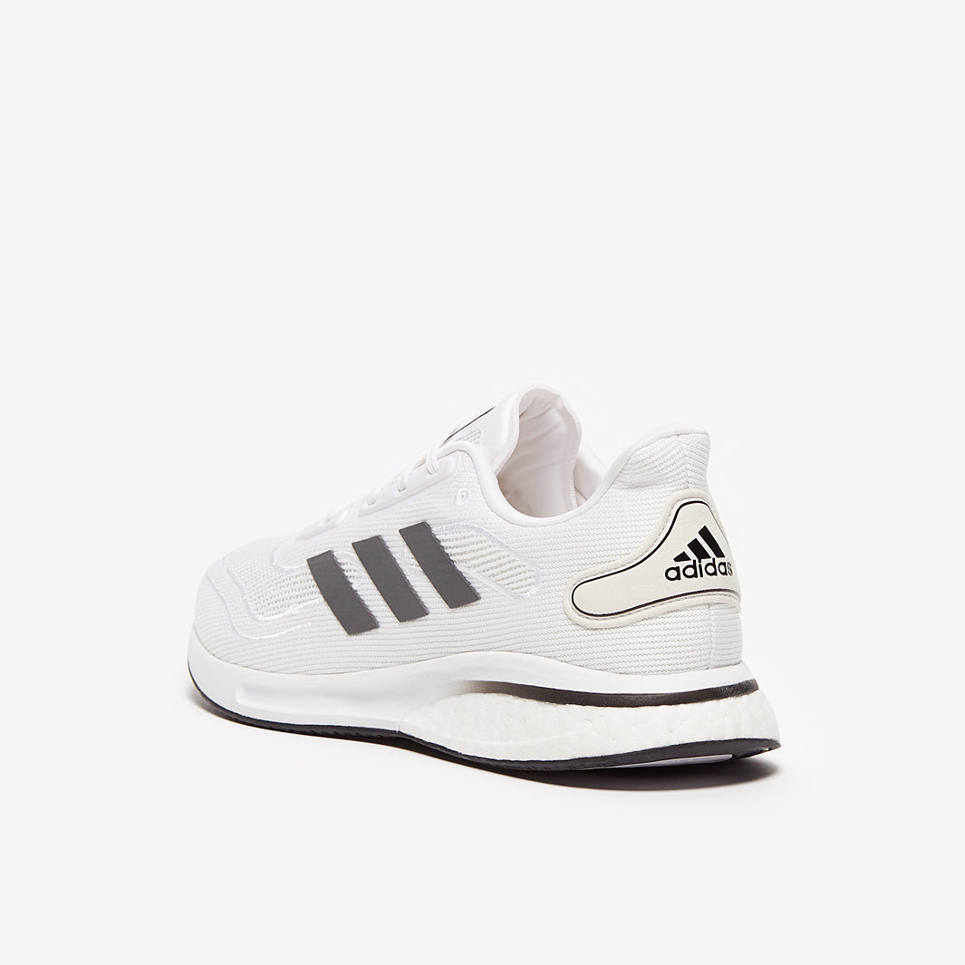 adidas Supernova