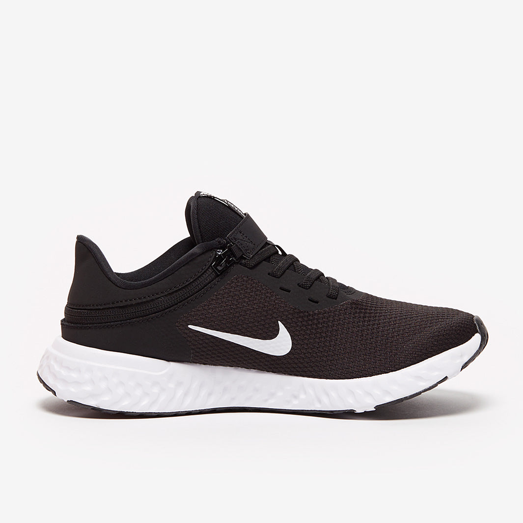 Nike Revolution 5 Flyease