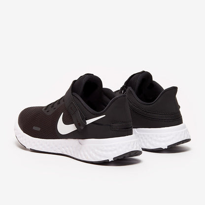 Nike Revolution 5 Flyease