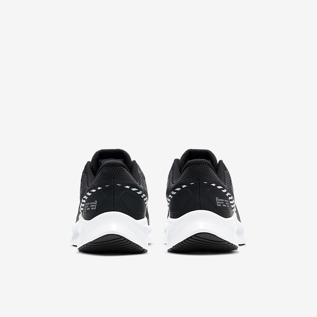 Nike Quest 3 Shield