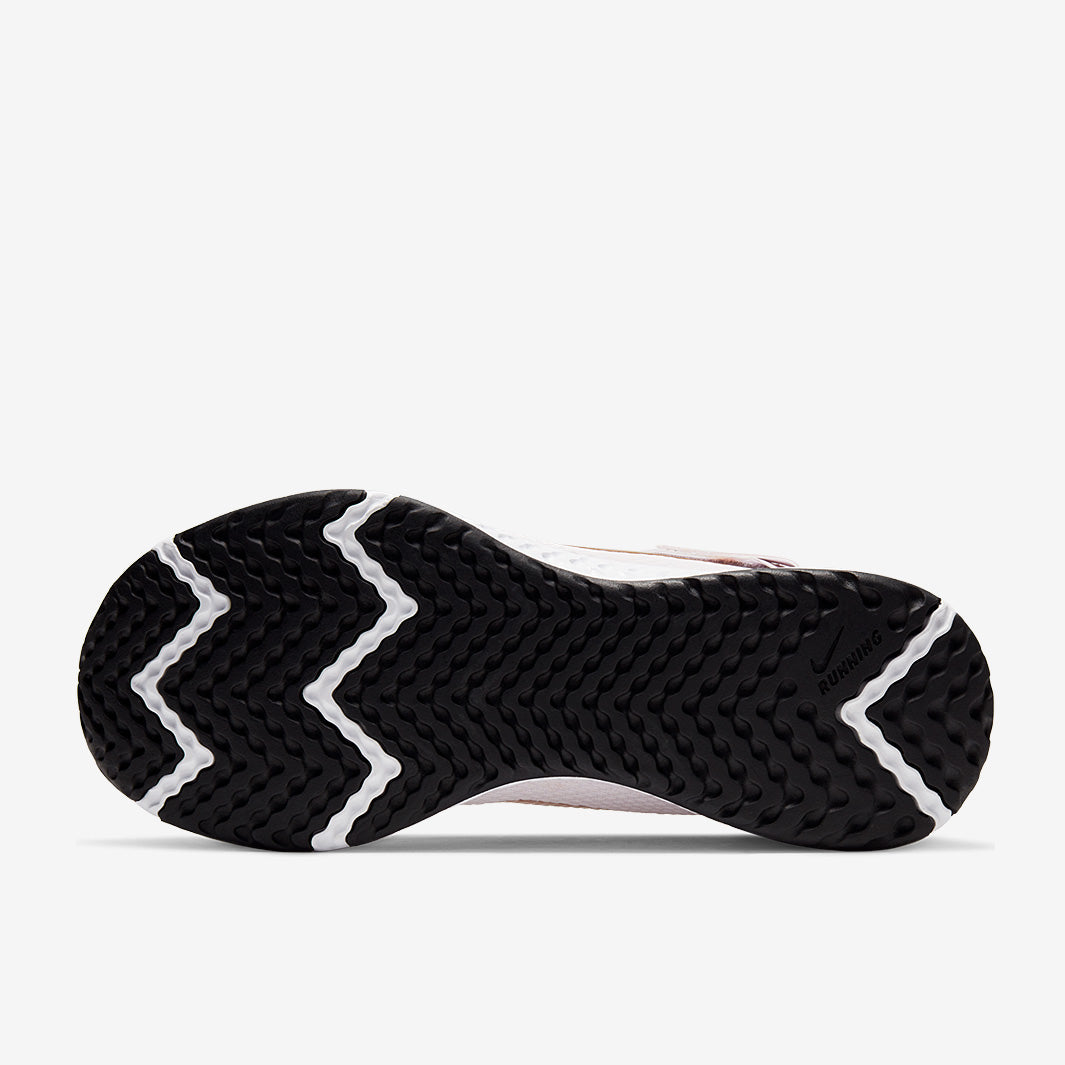 Nike Womens Revolution 5 Flyease