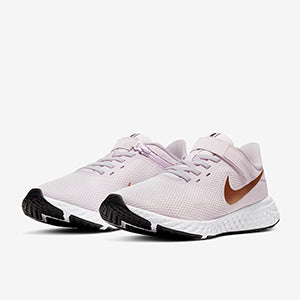 Nike Womens Revolution 5 Flyease