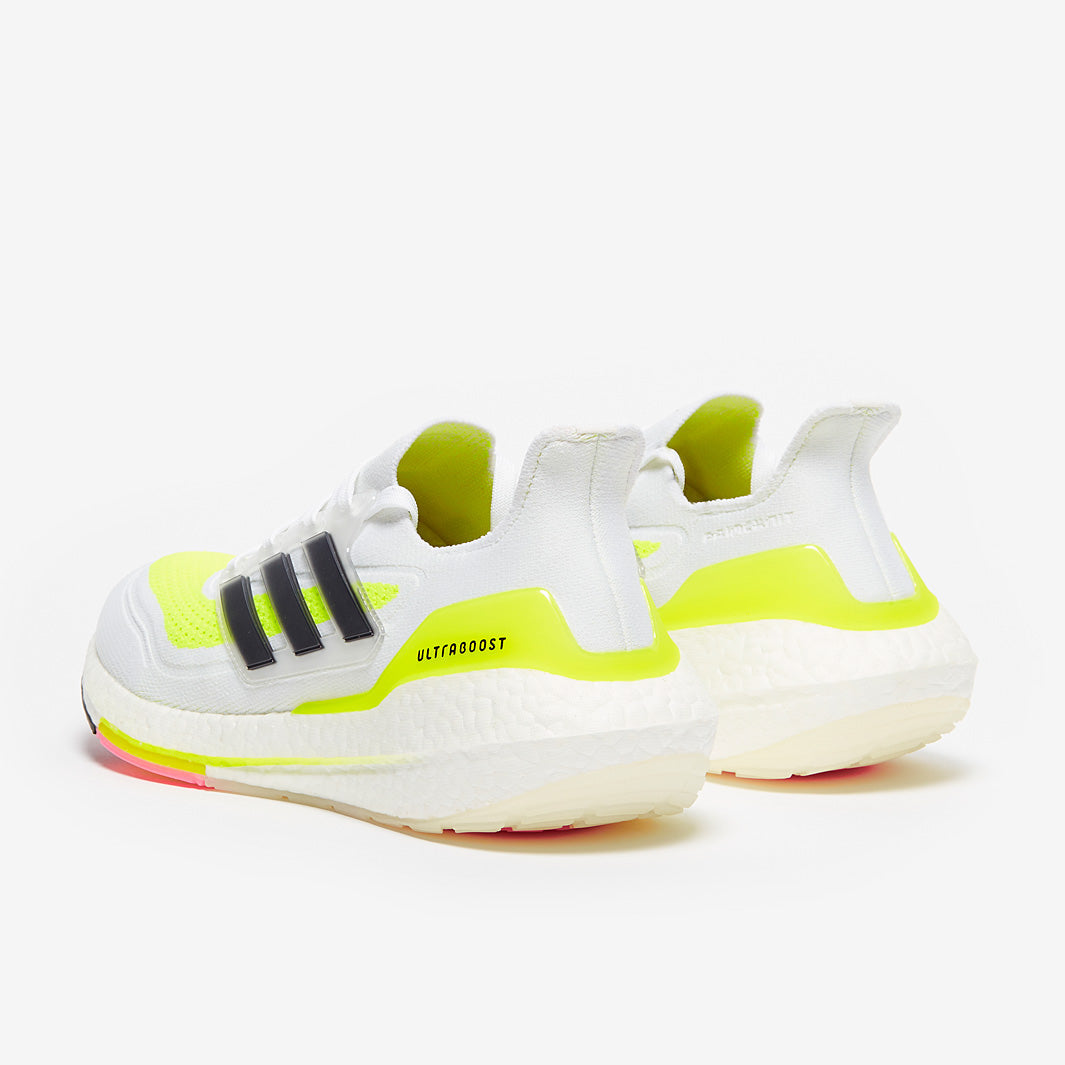 adidas Ultraboost 21