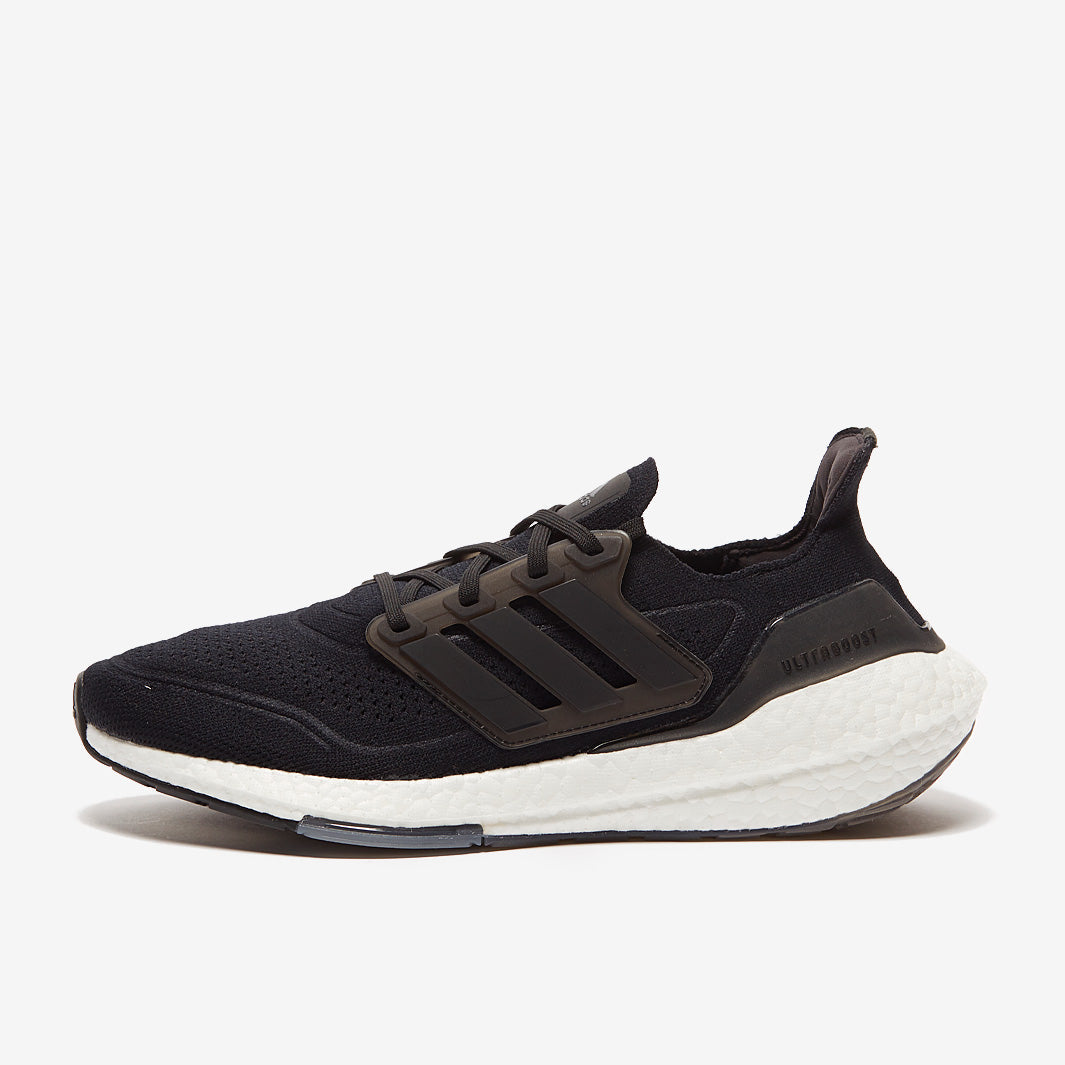 adidas Ultraboost 21