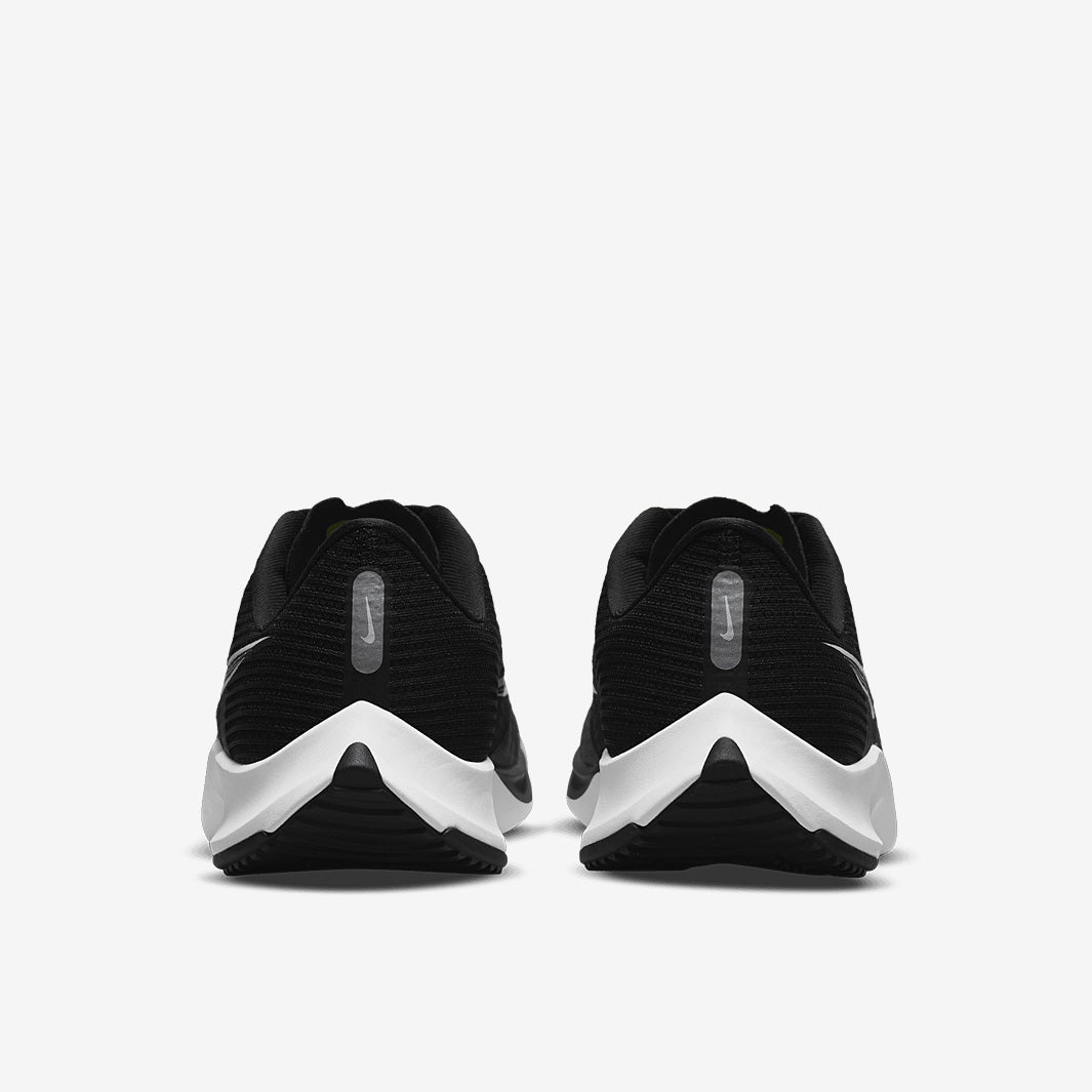Nike Air Zoom Rival Fly 3