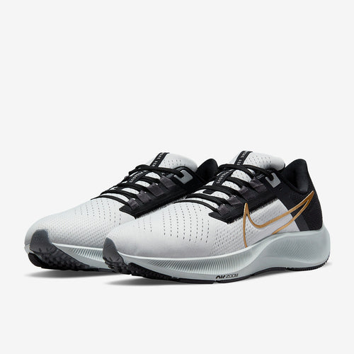 Nike Air Zoom Pegasus 38 - Photon Dust/Mtlc Gold Coin