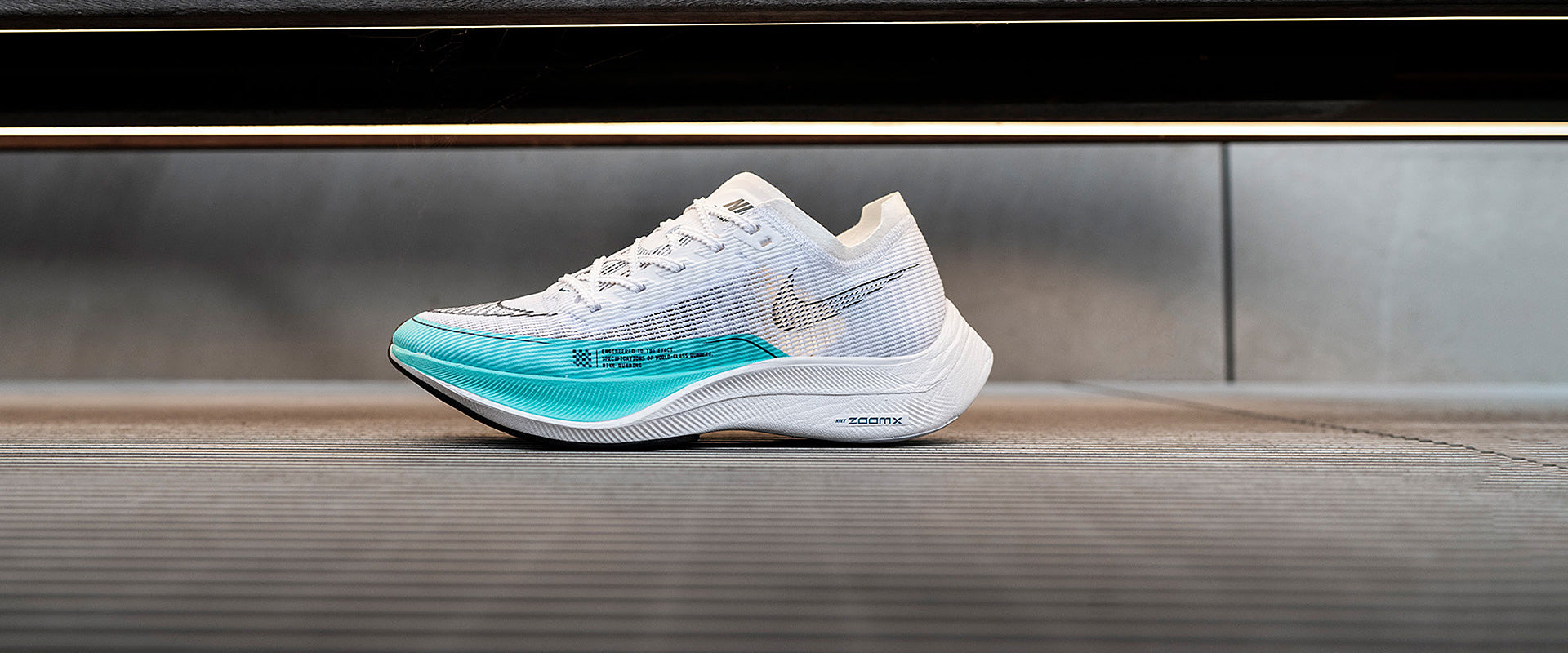 Nike Womens ZoomX Vaporfly Next Percent 2 - White/Black-Aurora Green