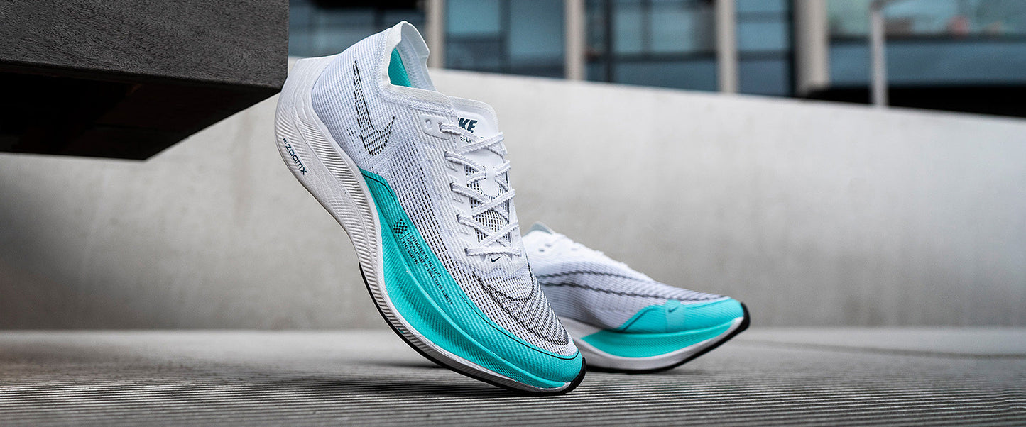 Nike Womens ZoomX Vaporfly Next Percent 2 - White/Black-Aurora Green