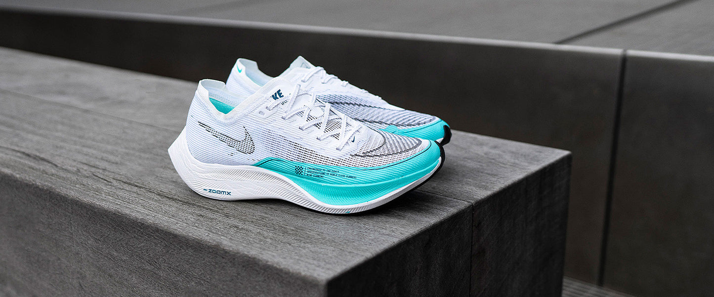 Nike Womens ZoomX Vaporfly Next Percent 2 - White/Black-Aurora Green