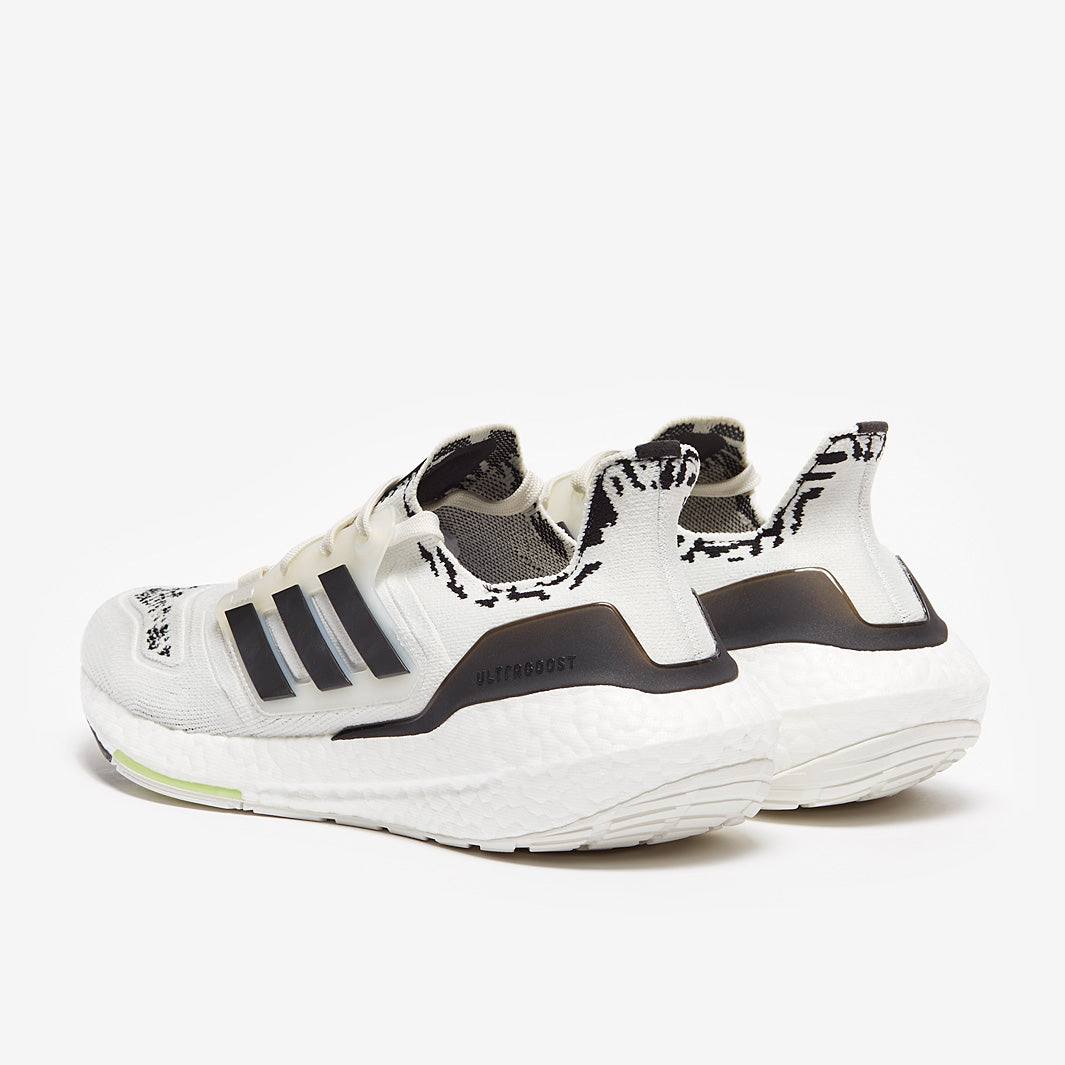 adidas Ultraboost 22