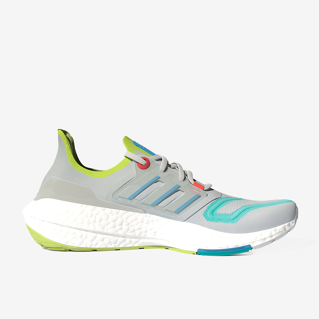 adidas Ultraboost 22