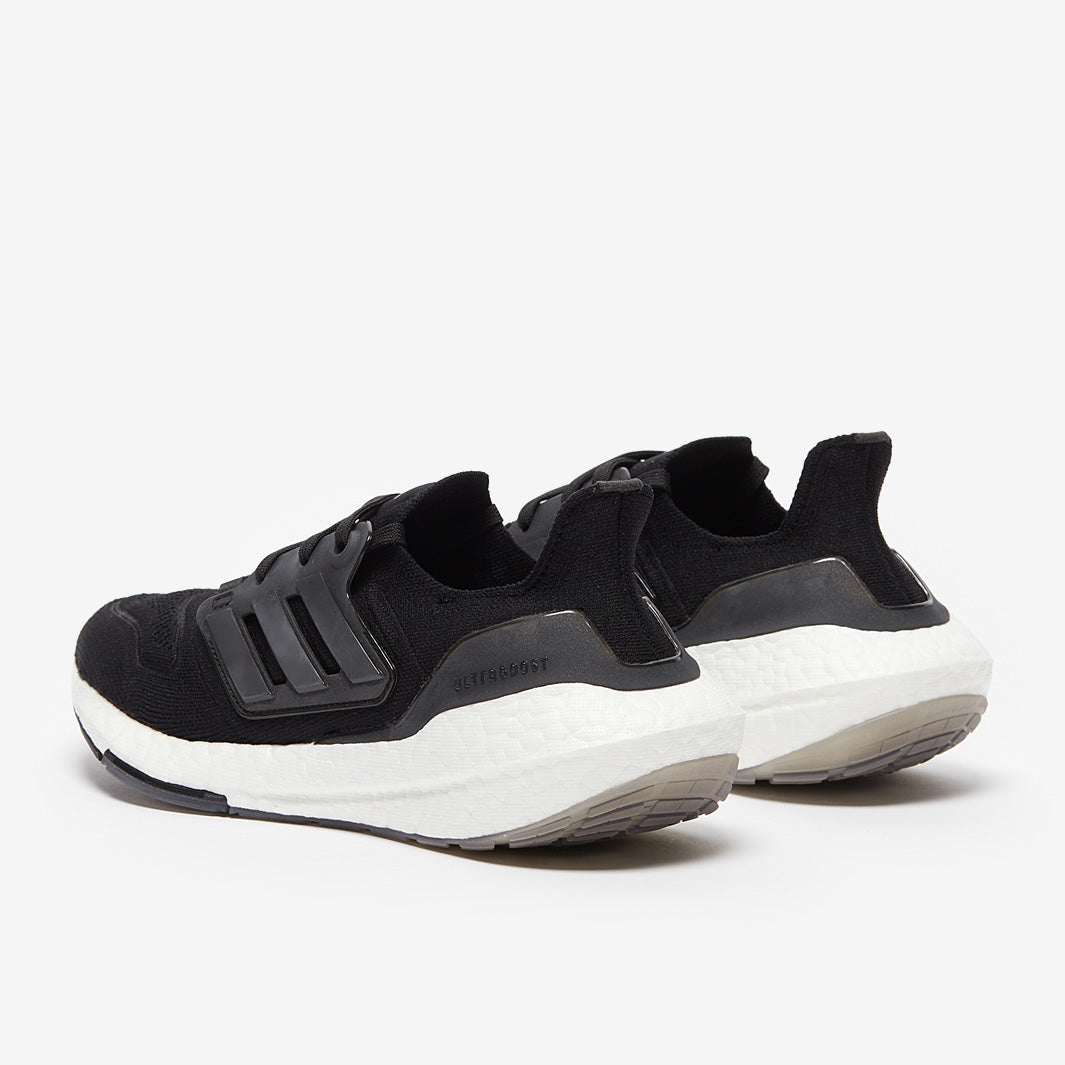 adidas Womens Ultraboost 22