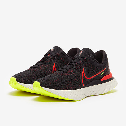 Nike Infinity Run Flyknit 3