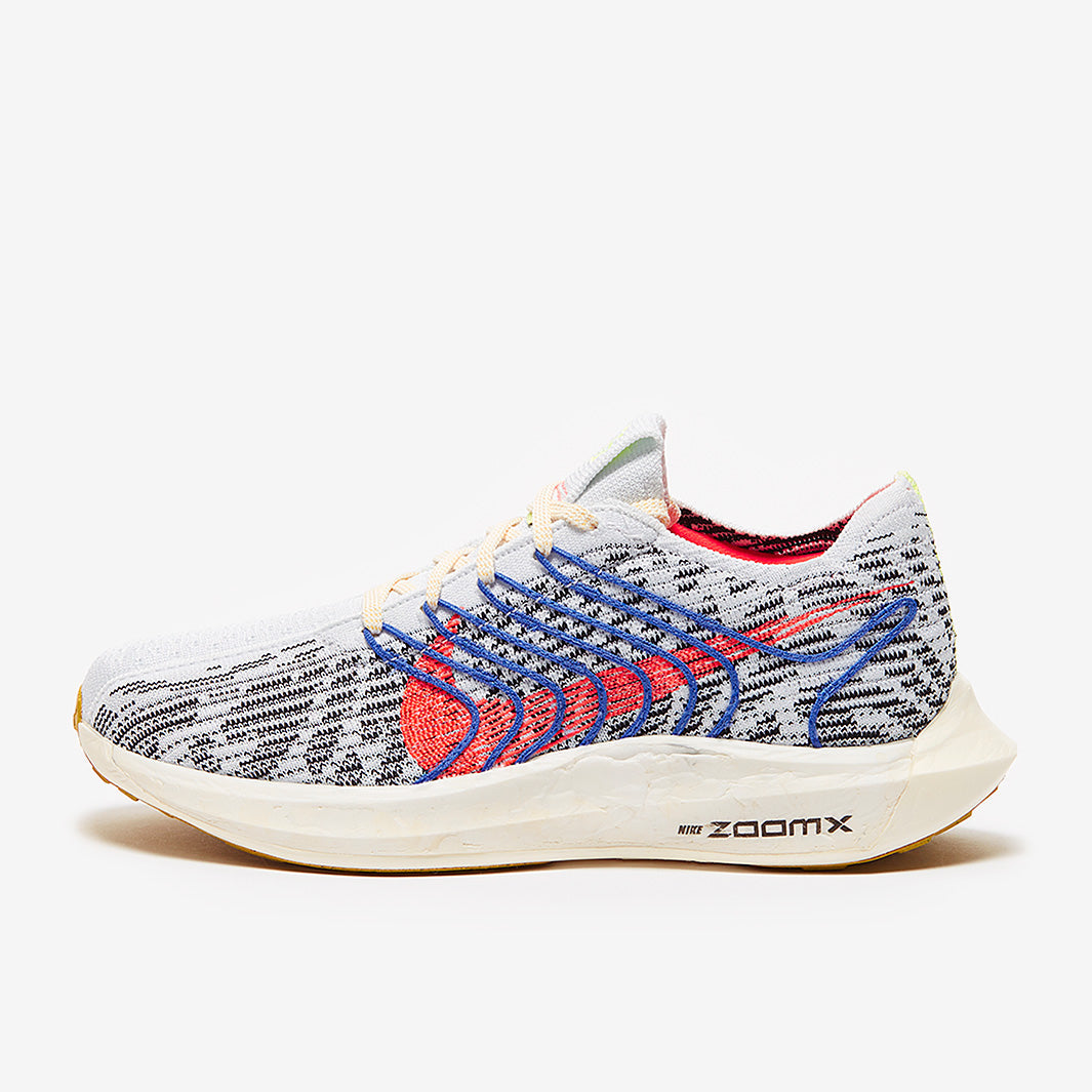 Nike Womens Pegasus Turbo Flyknit Next Nature - Pure Platinum/Bright Crimson