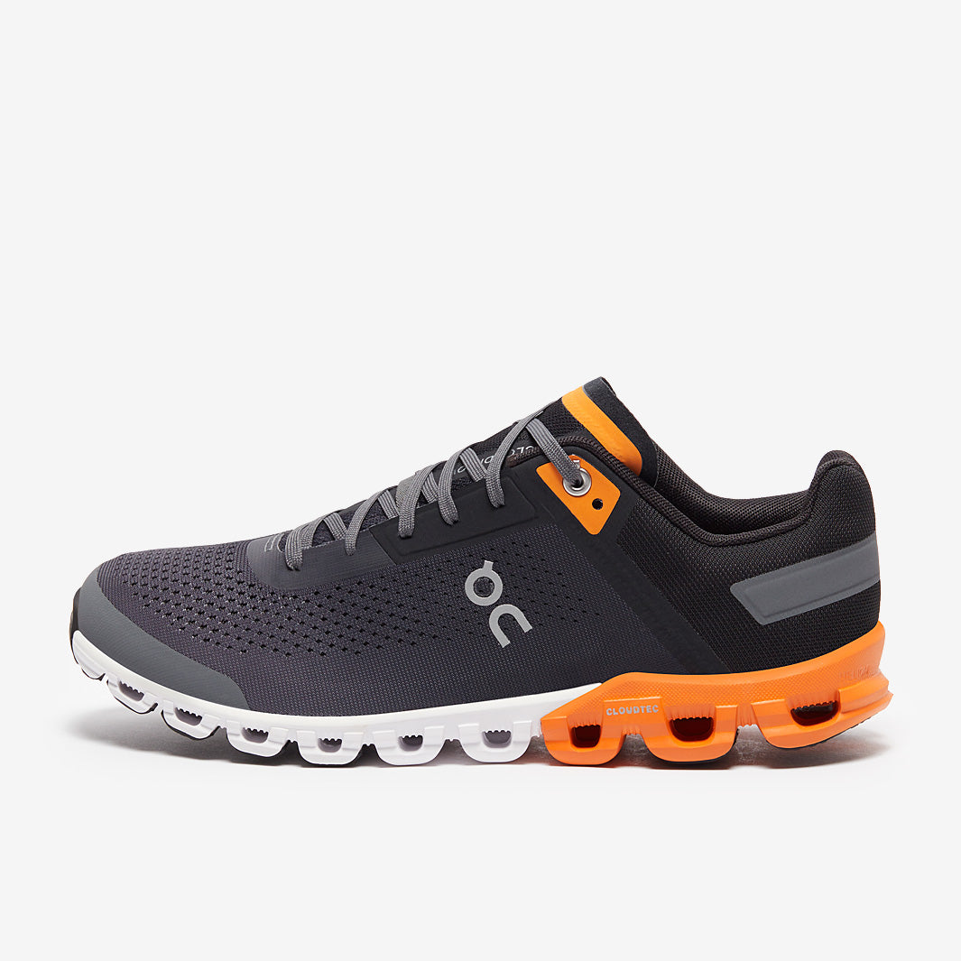 On Cloudflow - Black/Turmeric