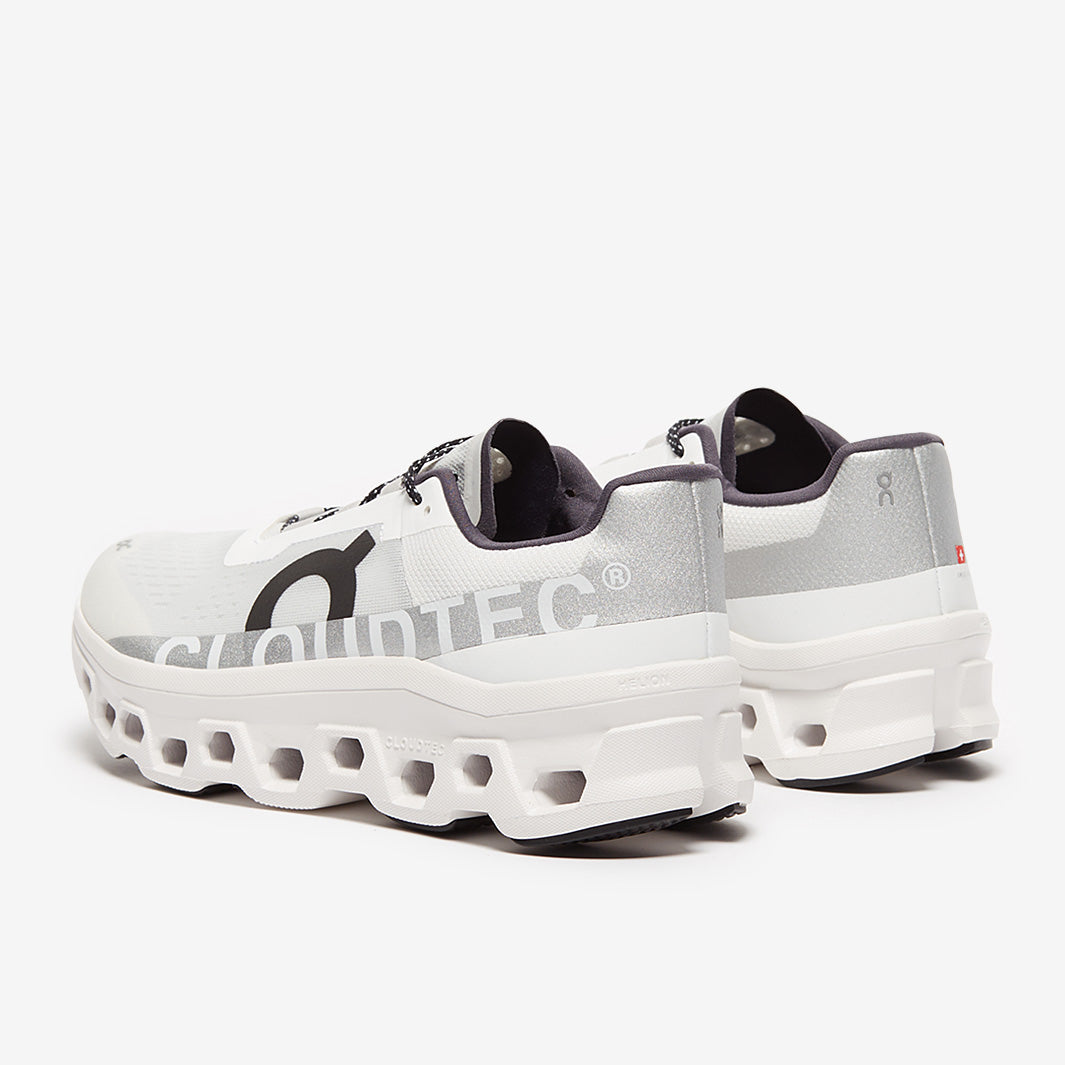 On Cloudmonster