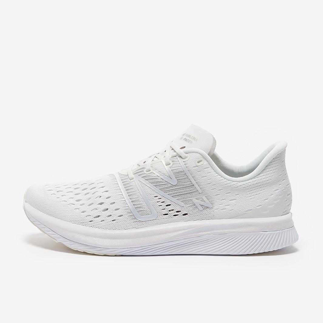 New Balance Super Comp Pacer