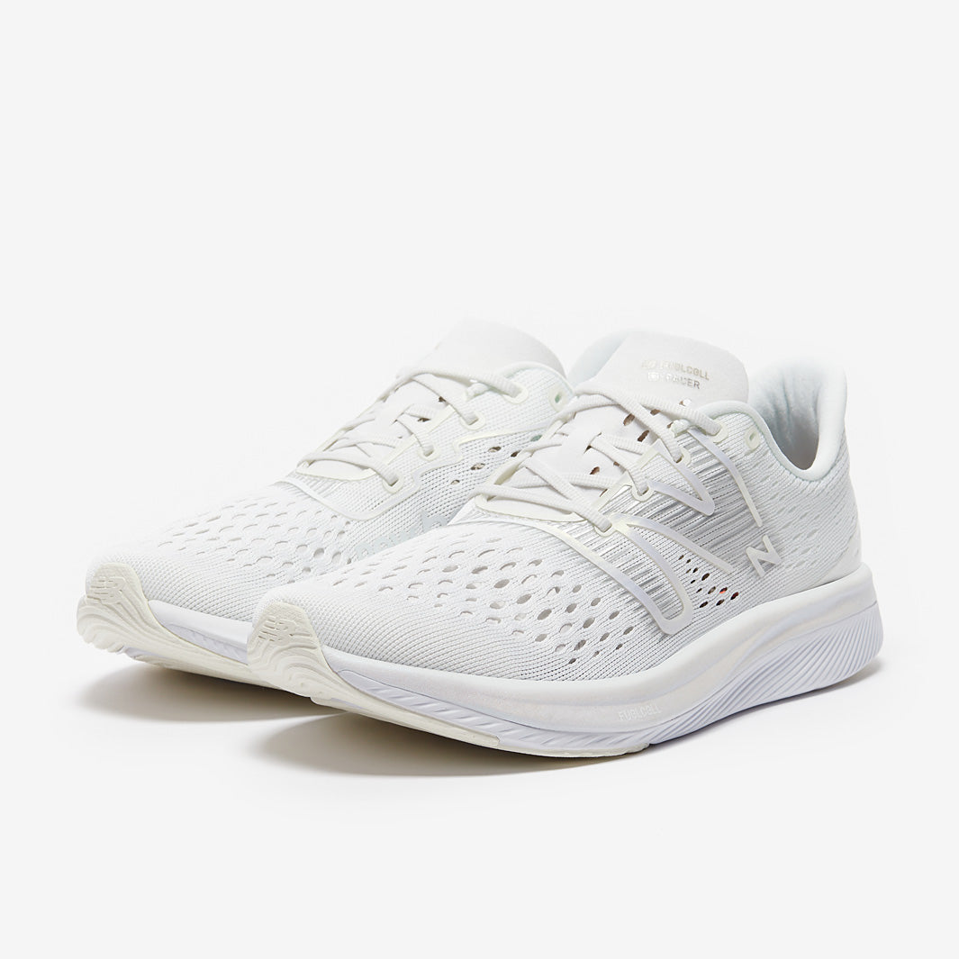 New Balance Super Comp Pacer