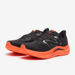 New Balance Fuel Cell Propel V4
